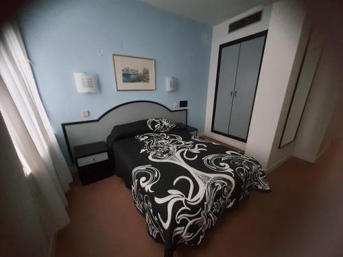 Habitación Doble Económica del hotel Arha Santander. Foto 2