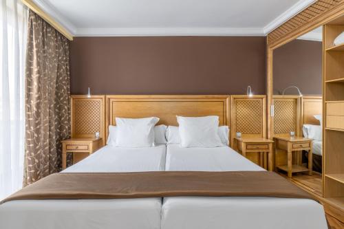 Suite Junior del hotel Exe Doña Carlota. Foto 1