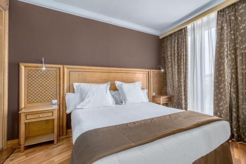 Suite Junior del hotel Exe Doña Carlota. Foto 3
