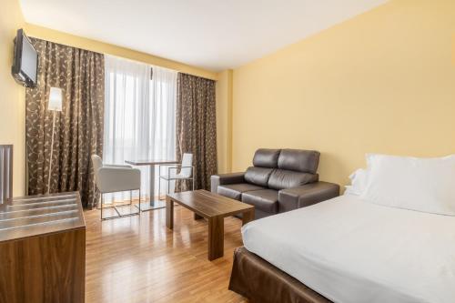 Apartamento Superior del hotel Exe Doña Carlota. Foto 2