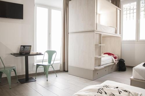 Habitación Familiar Deluxe del hotel Room00 Salvador. Foto 14