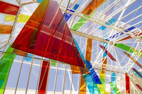 Cama en habitación compartida femenina de 4 camas con baño privado del hotel Room00 Salvador. Foto 3