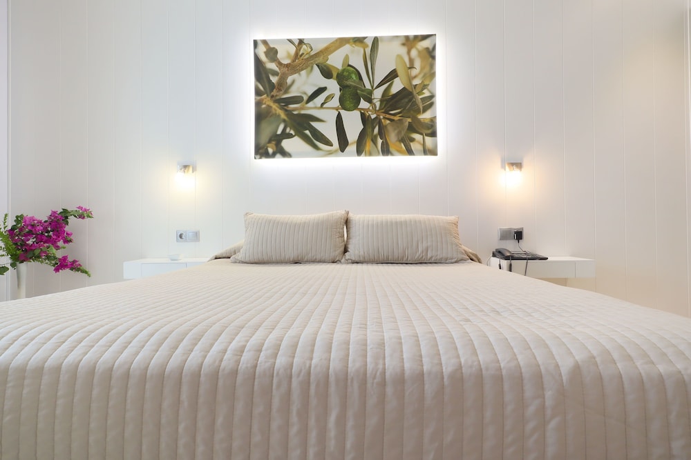 Habitación Confort con 2 camas individuales, no fumadores del hotel Oasis Cordoba. Foto 6