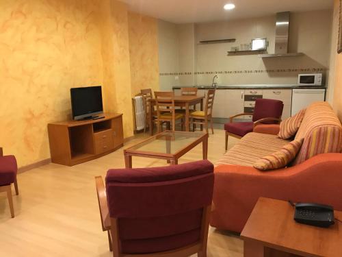 Apartamento de 2 dormitorios del hotel Alfonso Viii. Foto 2