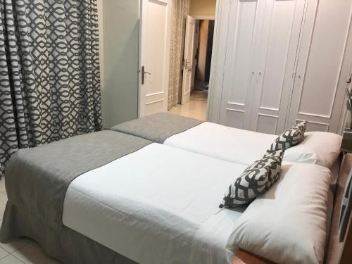 Apartamento de 2 dormitorios del hotel Alfonso Viii. Foto 17