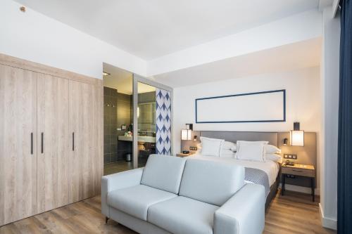 Doble Deluxe del hotel LIVVO Fataga. Foto 4