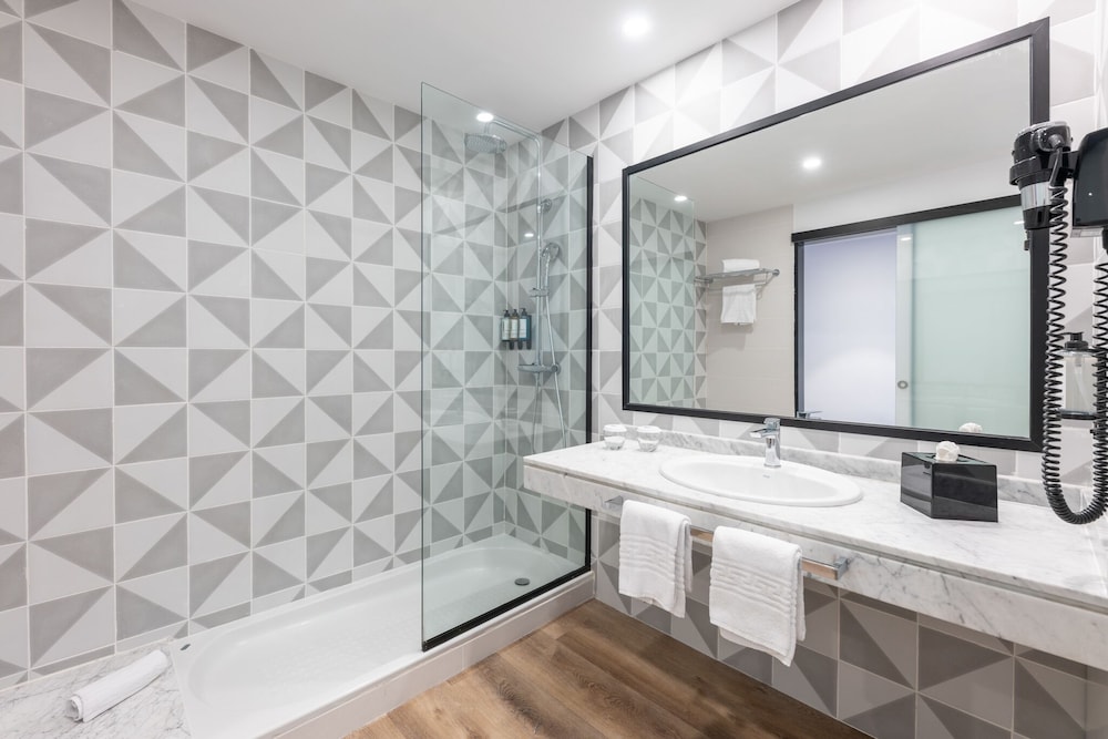 Habitación estándar doble del hotel LIVVO Fataga. Foto 3