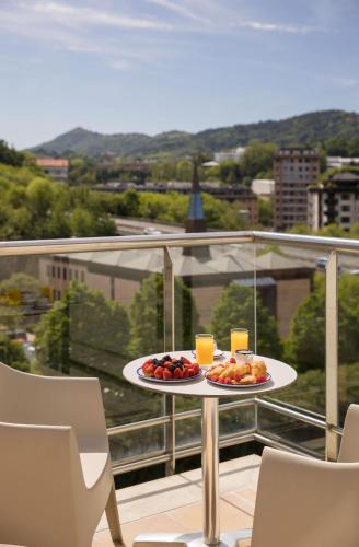 Habitación doble Balcón o Terraza Superior del hotel Antik San Sebastián. Foto 6