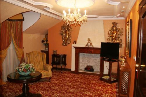 Suite Junior del hotel Infanta Cristina. Foto 8