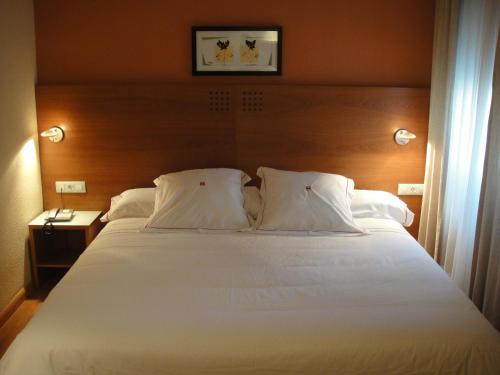 Habitación Doble - 1 cama extragrande del hotel Xauen. Foto 6