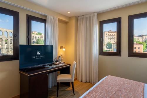 Suite del hotel Eurostars Plaza Acueducto. Foto 2