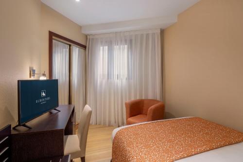Habitación Individual del hotel Eurostars Plaza Acueducto. Foto 1