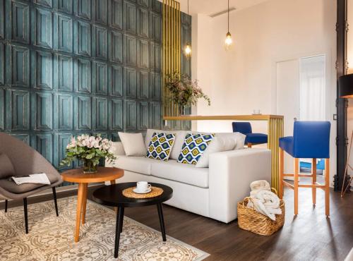 Apartamento con vistas a la ciudad del hotel Casa Sevilla 1920 Suites By Época. Foto 6
