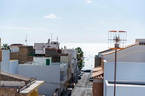 Habitación doble Lujo 1 Cama doble del hotel OKEANOS ECO GUEST HOUSE. Foto 9