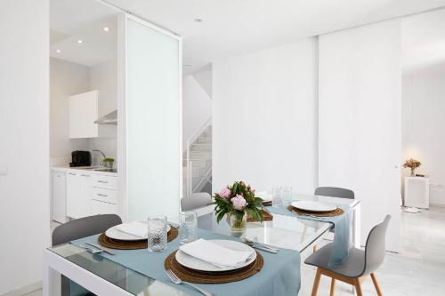 Apartamento con terraza - Ático del hotel Fernando III. Foto 4