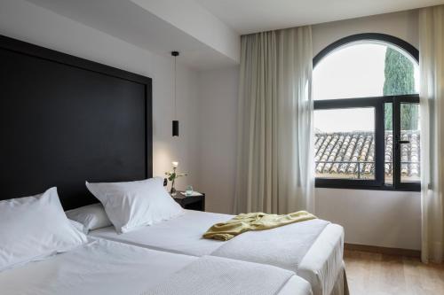 Habitación Doble Estándar - 1 o 2 camas del hotel Fernando III. Foto 1