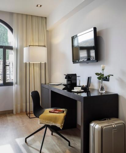 Habitación Doble Estándar - 1 o 2 camas del hotel Fernando III. Foto 5