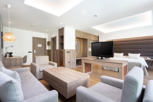 Junior Suite del hotel Colón Rambla. Foto 1