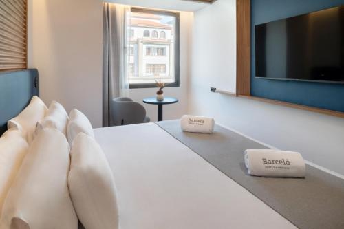 Habitación Doble Superior con vistas a la ciudad - 1 o 2 camas del hotel Occidental Santa Cruz Contemporáneo