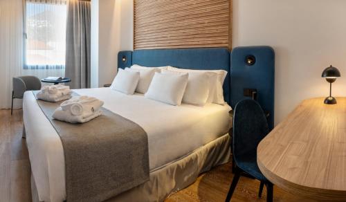 Habitación Doble Superior - 1 o 2 camas del hotel Occidental Santa Cruz Contemporáneo