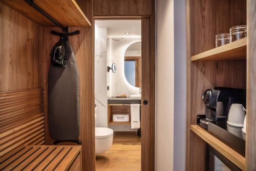 Habitación Doble Superior - 1 o 2 camas del hotel Occidental Santa Cruz Contemporáneo. Foto 7