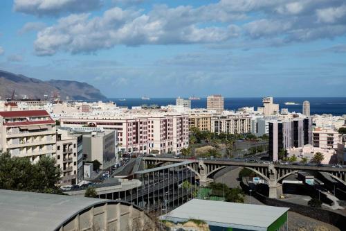 Superior Family room del hotel Escuela Santa Cruz. Foto 7
