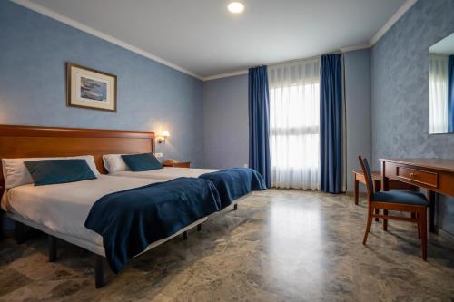 Oferta especial - Cena y paseo en barco por la Albufera del hotel Bartos