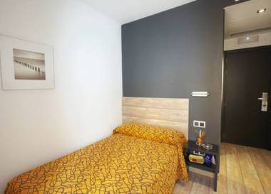 Habitación individual del hotel Rey Don Sancho