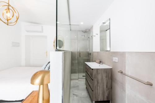 Habitación Doble del hotel Hostal Roomsole. Foto 10