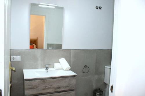 Habitación Doble del hotel Hostal Roomsole. Foto 30