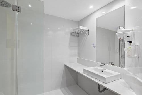 Habitación Doble Estándar - 2 camas del hotel B&B Madrid Pinar de las Rozas