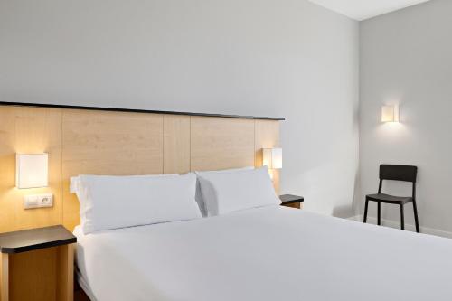 Habitación Doble Estándar del hotel B&B Madrid Pinar de las Rozas. Foto 2