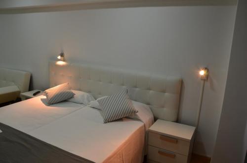 Habitación Doble Superior del hotel Boutique Urban Madrid Genova. Foto 4