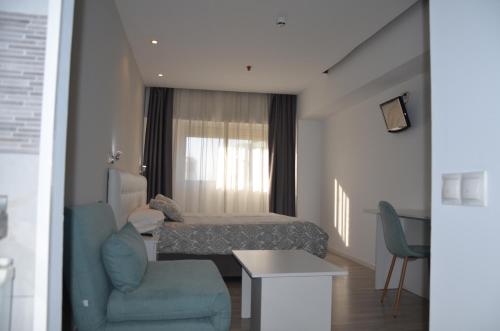 Habitación Doble Superior del hotel Boutique Urban Madrid Genova. Foto 16