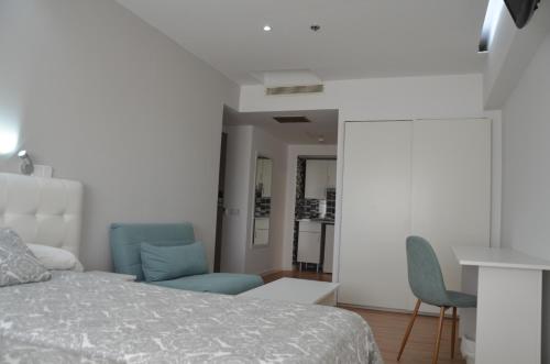 Habitación Doble Superior del hotel Boutique Urban Madrid Genova. Foto 17