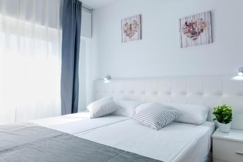 Habitación Doble Superior del hotel Boutique Urban Madrid Serrano. Foto 24
