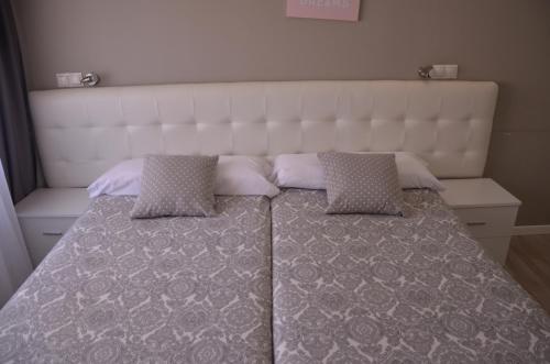 Habitación Doble Superior del hotel Boutique Urban Madrid Serrano. Foto 25