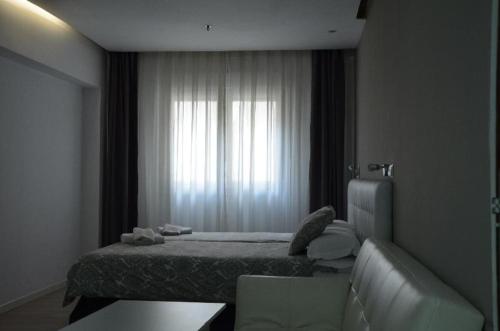 Habitación Doble Superior del hotel Boutique Urban Madrid Serrano. Foto 72