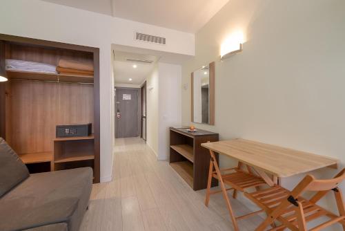 Habitación Doble - 1 o 2 camas del hotel Apartamentos Recoletos. Foto 3