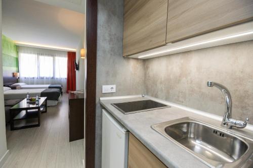 Habitación Doble - 1 o 2 camas del hotel Apartamentos Recoletos. Foto 10
