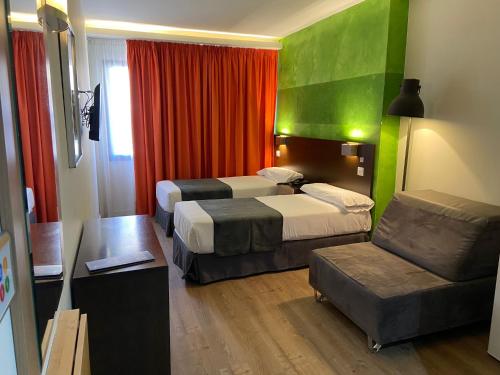 Habitación Doble Económica del hotel Apartamentos Recoletos. Foto 5