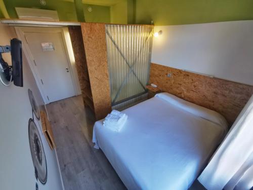 Habitación Doble con 1 cama del hotel La Posada de el Chaflán. Foto 17
