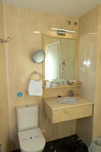 Habitación Individual del hotel Los Condes. Foto 3