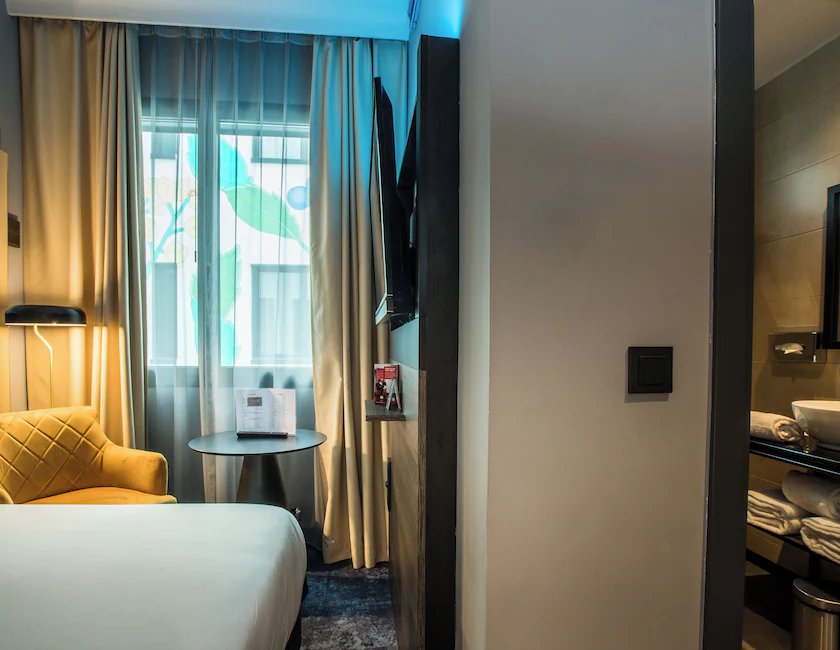 Habitación económica doble del hotel Nyx Hotel Madrid By Leonardo Hotels. Foto 6