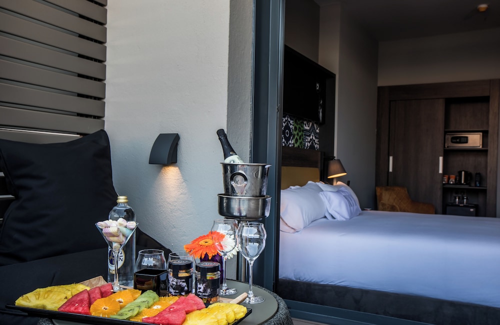 Habitación doble superior del hotel Nyx Hotel Madrid By Leonardo Hotels. Foto 2