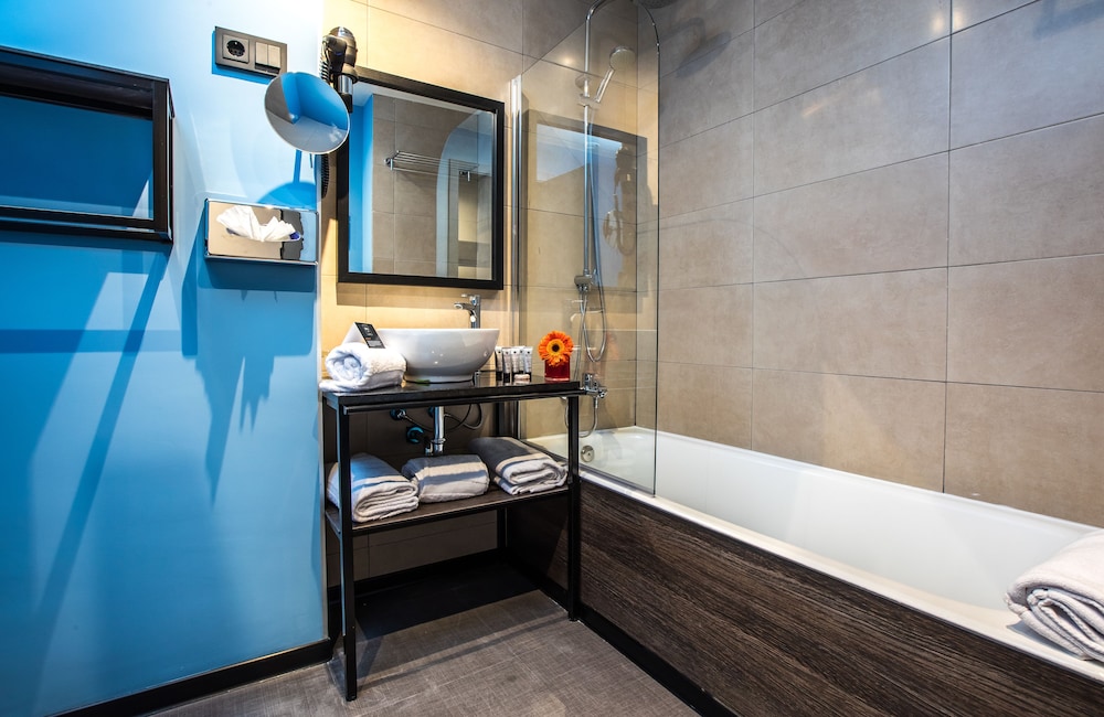 Habitación Confort del hotel Nyx Hotel Madrid By Leonardo Hotels. Foto 6