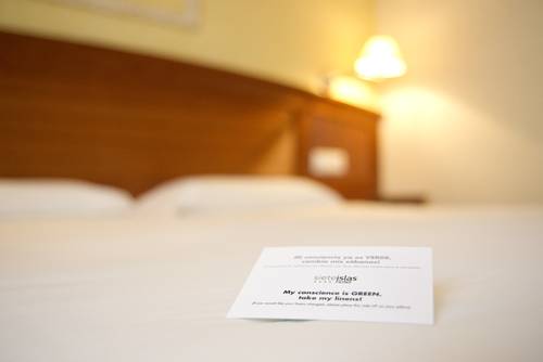 Habitación doble del hotel 7 Islas. Foto 1