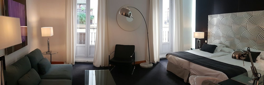 Suite Junior del hotel Suite Prado. Foto 2