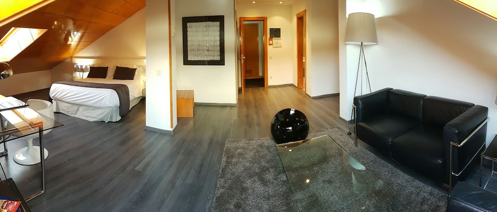 Suite Junior del hotel Suite Prado. Foto 3