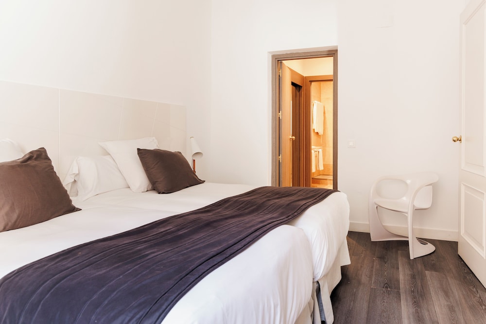 Suite Junior del hotel Suite Prado. Foto 8